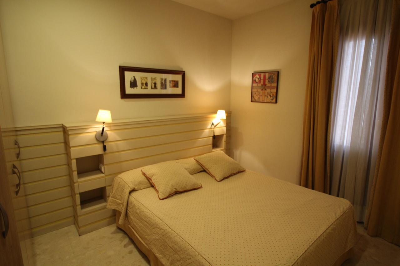 Apartaments St. Jordi Comtal Barcelona Kültér fotó