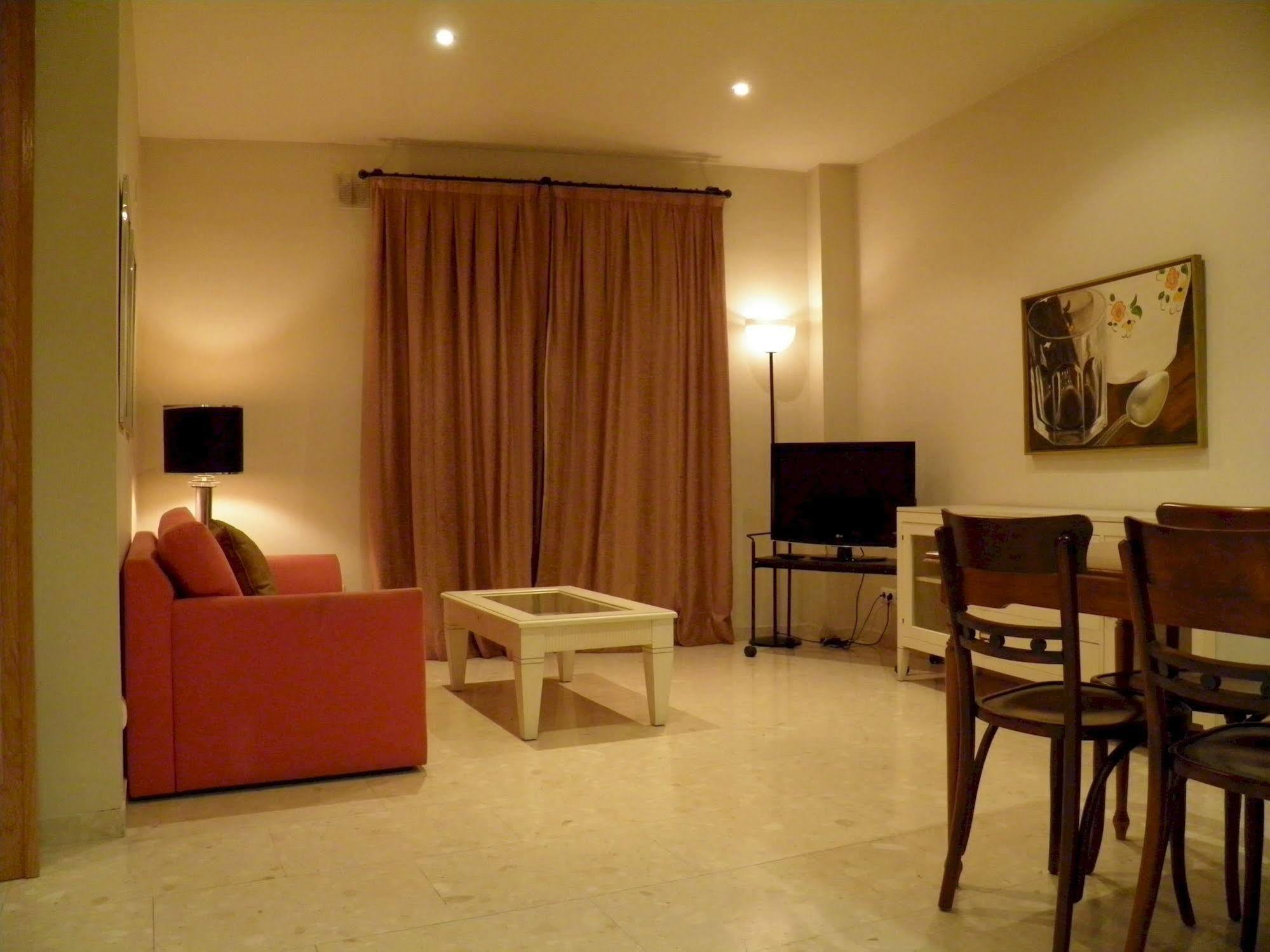 Apartaments St. Jordi Comtal Barcelona Kültér fotó