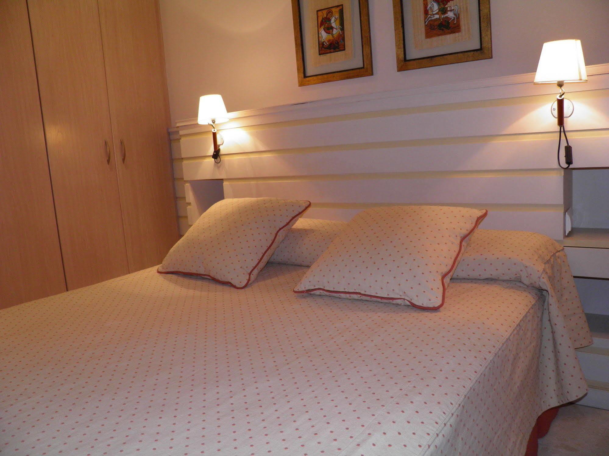Apartaments St. Jordi Comtal Barcelona Kültér fotó