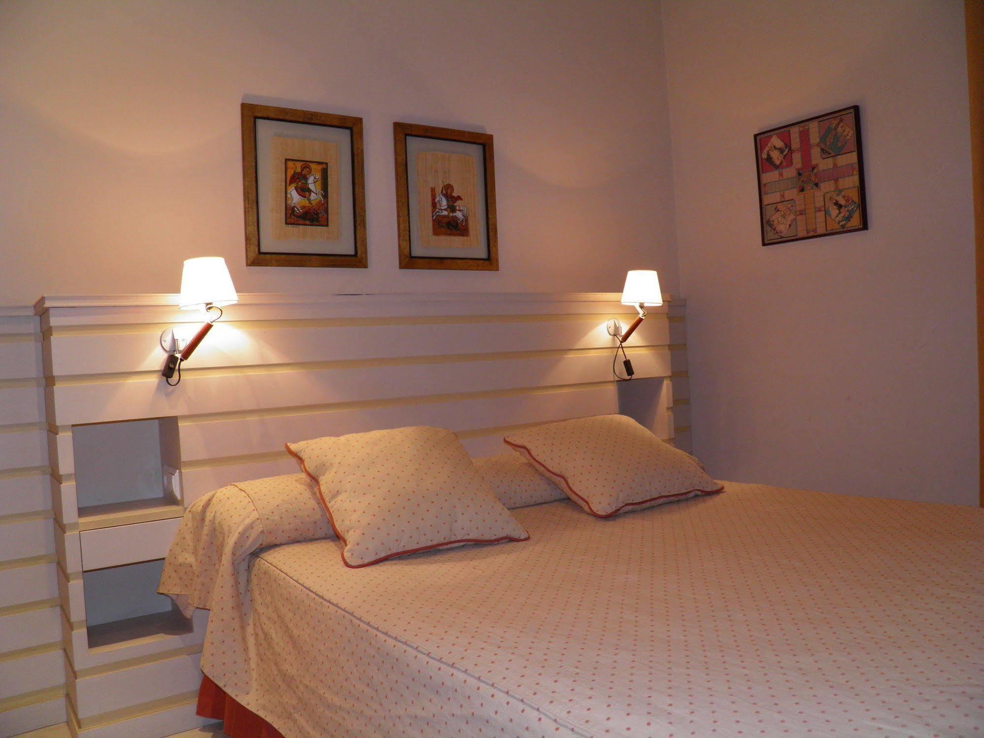 Apartaments St. Jordi Comtal Barcelona Kültér fotó